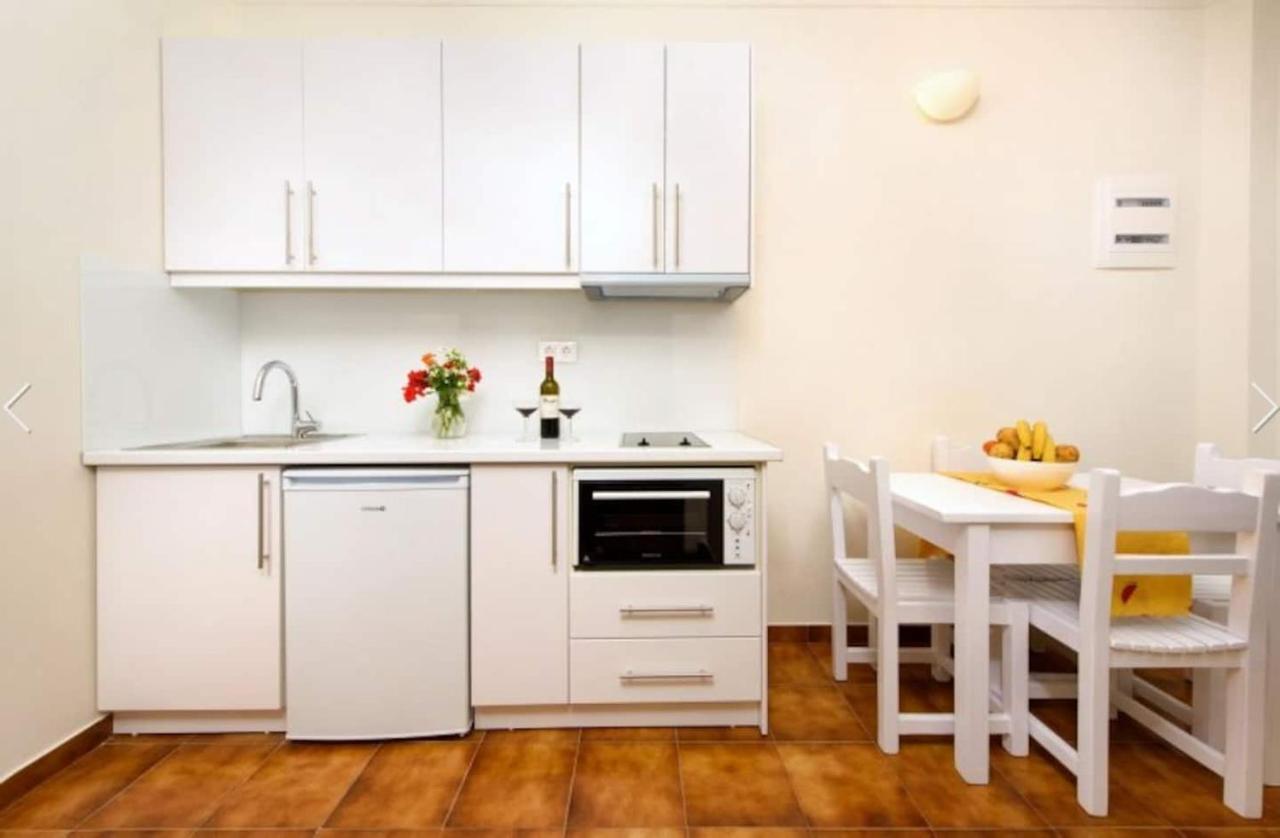 בניטסס Filoxenia Kirki Apartments מראה חיצוני תמונה